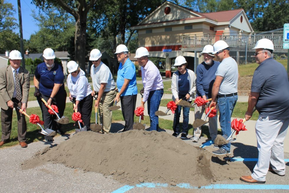Sen. Hertel, Mayor Gillis Join Local Leaders at Groundbreaking of Lions Field Community Pool Construction